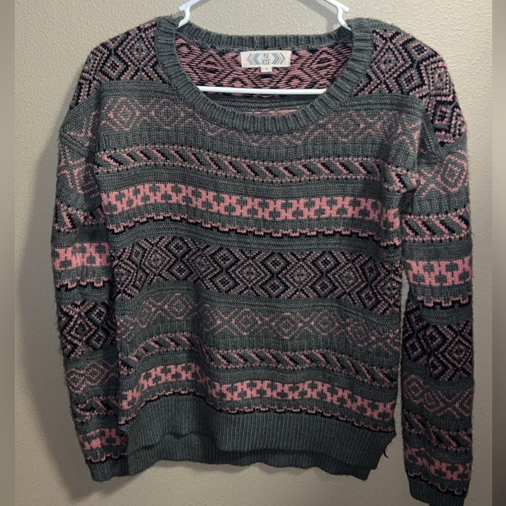 Pink Rose Gray and Pink Patterned Crewneck Sweater